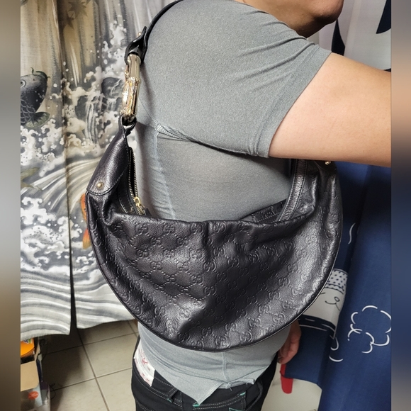 Authentic Gucci Handbag - Picture 8 of 8